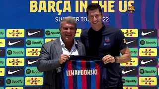 Prezentacja Lewandowskiego w barwach FC Barcelony. Polska gwiazda zaczyna nowy etap kariery