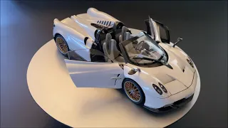 Pagani Huayra Roadster 1:18 LCD Models