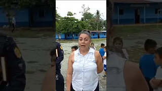 La comunidad educativa de Morales, Izabal, agradece el apoyo que la @PNCdeGuatemala brinda.