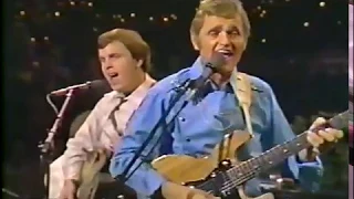 Jerry Reed - Sugarfoot Rag (Live 1982)