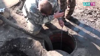 Прорыв труб сети водоотведения на ул.Чернышевского