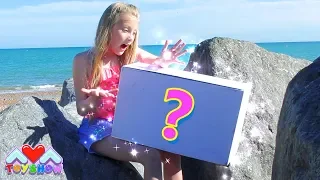 MYSTERY BOX at the beach pretend play