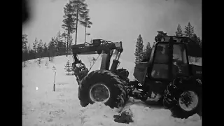 Колесный трактор ТКЛ-1. Видео из архива Онежского тракторного завода