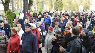 Митинг у думы в поддержку права выбора самими жителями своих депутатов.