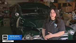Fontana police stop runaway vintage car by crashing into it