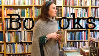 Cosy Reading Vlog / Vintage Book Shopping  and Valentine Gift Ideas