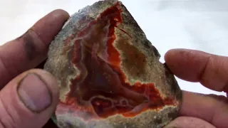 AGATE Semipalatinsk stone cutting