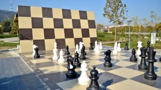 шахматы в парке Рике Тбилиси chess in the park Rica Tbilisi