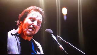 BLACK - EDDIE VEDDER