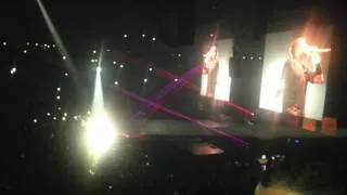 BEST OF Jay-Z & Kanye West LIVE IN PARIS !!! (Bercy) -- "Ni**as in Paris" 12Times -- 06.18.12