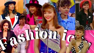 Let’s Talk : Lisa Turtles Fashion on Saved By The Bell ✨👛