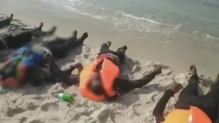 Al menos 74 muertos al naufragar embarcación precaria en Libia