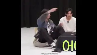 The way jungkook threw his cards on the table bc he didn't have a '0 card' 😭😂 #bts #shorts #runbts