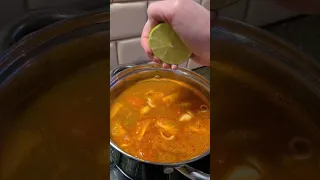 Не настоящий ТОМ ЯМ с острыми вешенками 🍜🔥