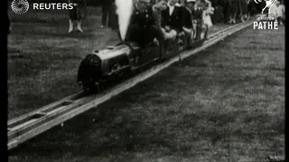 TRANSPORT / LEISURE: Raynes Park miniature railway (1929)