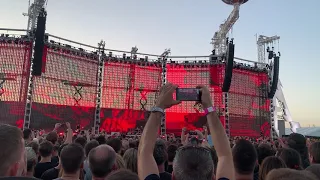 Metallica - Intro / Hardwired, Live @ Prague 18.8. 2019