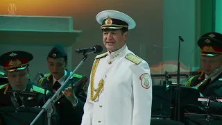«Горит Черноморское солнце», солист – Вадим Ананьев