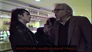 Bernie Sanders interviews Punks [1988]