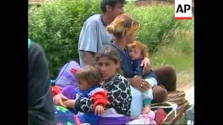 YUGOSLAVIA: KOSOVO: SERB EXODUS