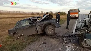 ДТП  трассе в Актюбинской области. Столкнулись два легковых автомобиля.