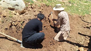 "بیوه عشایری: عشق، ساخت خانه و دست یاری دوستان"