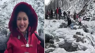 Anantnag: Actress Bhagyashree Visits Chandarwari To Enjoy Snow