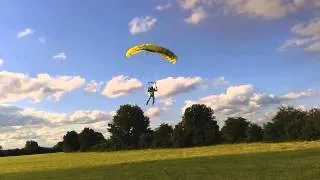 Fallschirm Landung Magic Karle Weinheim 2012