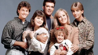 Different Strokes Season 8 Theme Sung By Alan Thicke RIP 1947-2016