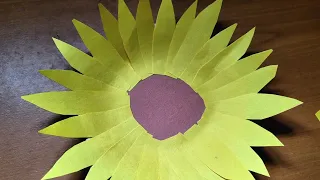Activities for Dementia Patients: Sunflower Craft