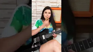 Larissa Liveir   Paradise City Guitar Cover 😍 #shorts #larissa #guitar