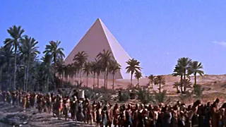 Land Of The Pharaohs (1955) - Robber-proof Tomb