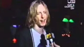 Eric Erlandson on Courtney Love (1995)