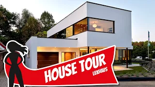 Modern luxury villa in the Bauhaus style - model home Core by Luxhaus | House Tours | Hausbau Helden