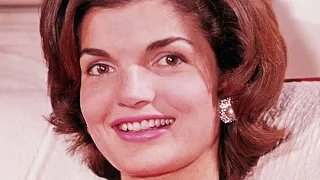 Chilling Details On Jackie Kennedy's End-Of-Life Ritual Revealed
