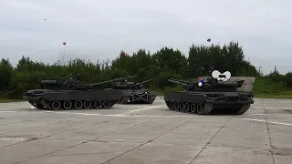 В Хабаровске на форуме Армия 2020 исполнили танковый вальс и мазурку на БМП