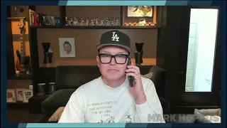 mark hoppus from blink-182 gets phone call from travis barker