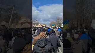 Мирный митинг в Новой Каховке, 6 марта 2022 год