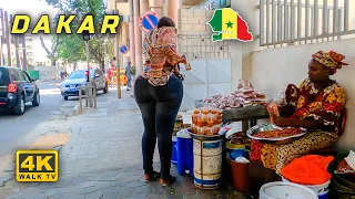🇸🇳 Business in the Street of Dakar. Senegal
