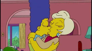 MOMENTOS HOMOSEXUALES EN LOS SIMPSON // Parte 1