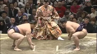 The January Sumo tournament 2013, 1-3 days: the Khats bass (Tokyo) / Hatsu Basho (Tokyo)