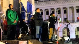 Руслана виконує Гімн України, 30.11.13 / Ruslana singing the Anthem of Ukraine, Dec30