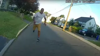 CT police officer attacked by hammer-wielding suspect: Body cam