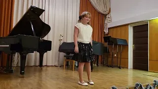 Petr Bazala, Kamzík, Pianist Anna Smerdova