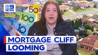 Aussies facing mortgage cliff as fixed-rates set to expire | 9 News Australia