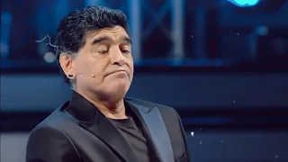 Maradona: "perché io invece dei soldi preferisco correre dietro a una palla."
