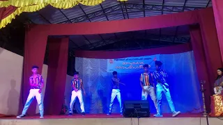 boys cinematic comedy dance 🤗😀😀😀😜kannanchery temple # Kozhikode 🥰