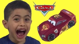 Disney Pixar Cars Egg Surprise CAKE Opening Video For Kids + Lightning McQueen Colour Changer
