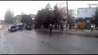 В Донецке снаряд попал в остановку.
