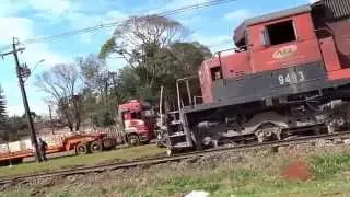 TREM DESCARRILA EM ROLÂNDIA  - ACIDENTE  LOCOMOTIVA - By FARINA