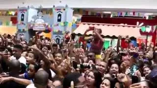 Simone e Simaria - Quando o Mel e Bom ao vivo no Shopping Piedade, Salvador (BA)